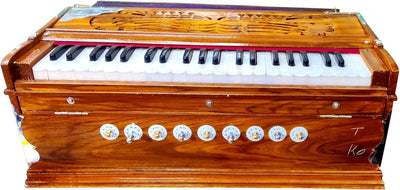 Maanvish Professional Harmonium Standard, Double Reeds, 3 1/2 Octaves, 9 stops,4 Extra Notes, Padded Bag