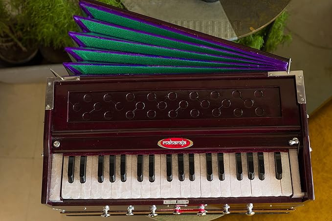 Maharaja Musicals, Handmade Harmonium, 3 1/4 Octave (Saptak), 7 Stop, Standing, Coupler, Multi Bellow, Padded Bag, Tuned A440, Dark Mahogany Color, PDI-DB