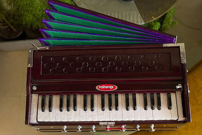 Maharaja Musicals, Handmade Harmonium, 3 1/4 Octave (Saptak), 7 Stop, Standing, Coupler, Multi Bellow, Padded Bag, Tuned A440, Dark Mahogany Color, PDI-DB