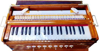 Maanvish Professional Harmonium Standard, Double Reeds, 3 1/2 Octaves, 9 stops,4 Extra Notes, Padded Bag